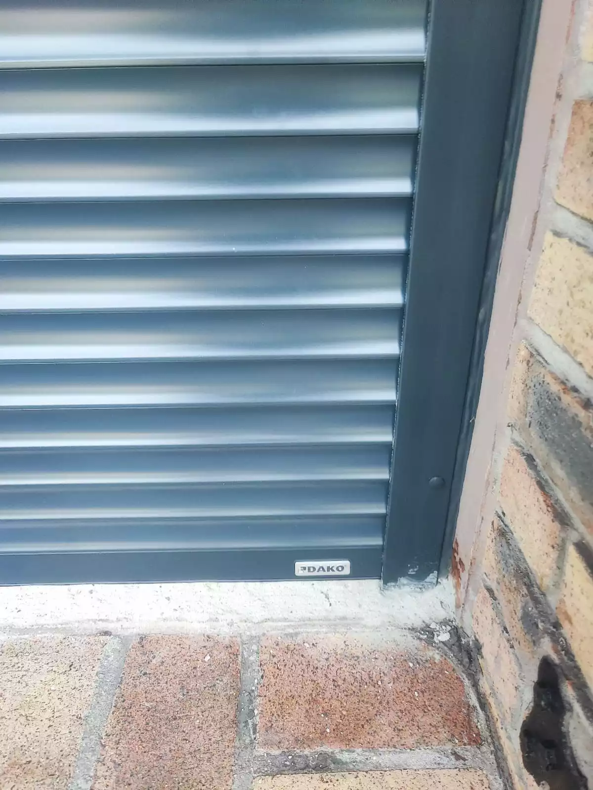 Installation portail coulissant motorisé, portillon, clôture aluminium - 003 - OUVERTIS - Neuilly-Plaisance